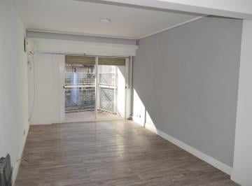 Departamento · 94m² · 4 Ambientes · Departamento en Caballito