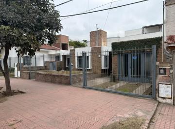 Foto · Casa en Venta en Parque Latino - 3 Dorm.