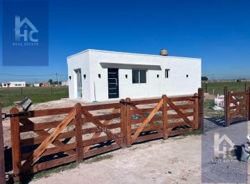 Casa · 44m² · 2 Ambientes · 1 Cochera · Casa + Lote Venta en Cuotas Fijas