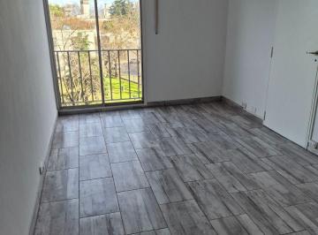 Departamento de 2 ambientes, San Isidro · Departamento de 2 Ambientes con Cochera Descubierta y Balcón Francés en Complejo Parque Norte