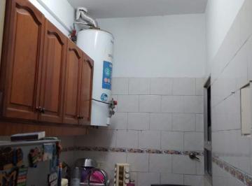 Edificio de 3 ambientes, Avellaneda · Gral. Acha 11 Depto. de 3 Ambientes