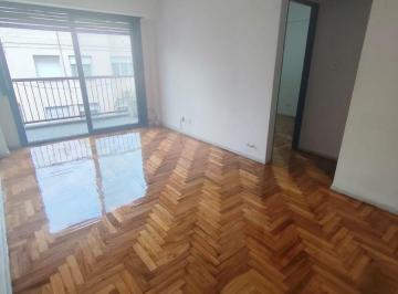 Departamento de 2 ambientes, Almagro · Almagro 2 Ambientes Al Frente con Balcón – Excelente Ubicación y Luminosidad