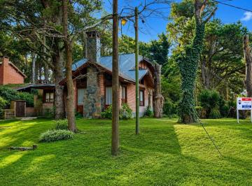 Casa · 84m² · 3 Ambientes · 1 Cochera · Venta Casa 3 Ambientes Costa del Este