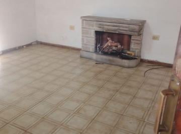 Casa de 3 ambientes, Morón · Casa de 3 Amb. en Venta en Castelar
