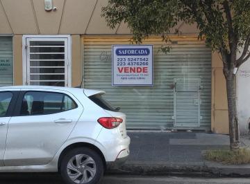Local comercial · 70m² · 1 Ambiente · Impecable Local Z/centro - Sin Expensas - 70 m²