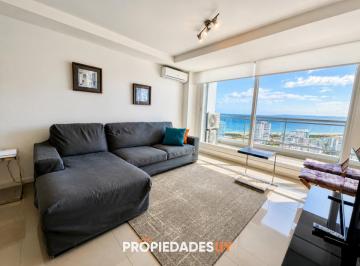 Foto1 · Moderno Apartamento Penthouse con Parrillero en Torre One, Playa Brava Punta del Este