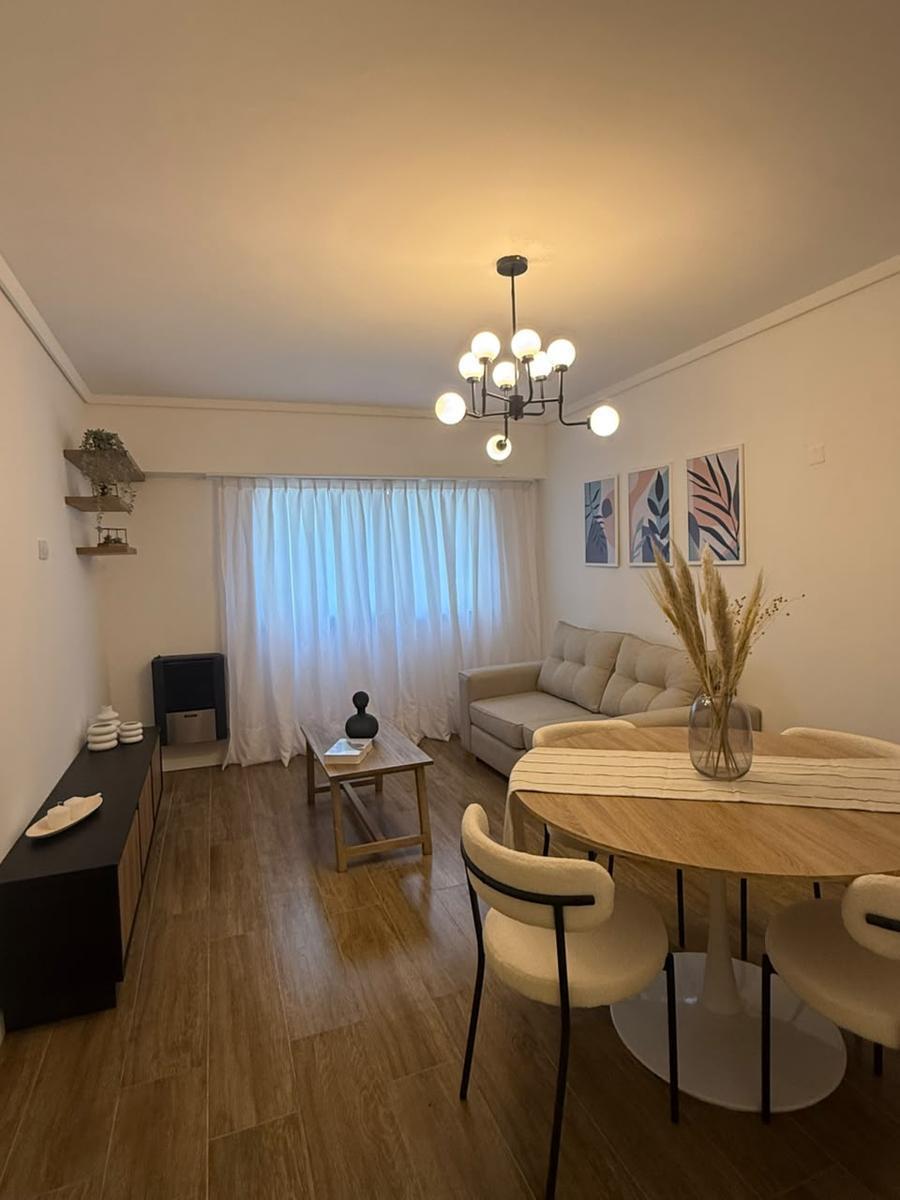 Venta departamento de 3 ambientes al contrafrente reciclado