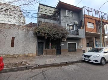 PH · 61m² · 3 Ambientes · Venta PH Al Fondo a Refaccionar Ciudadela Norte