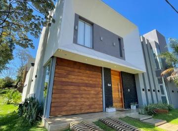 SBR-SB2-3025_2 · Casa 4 Ambientes 3 Dorm.. | 119 y 142