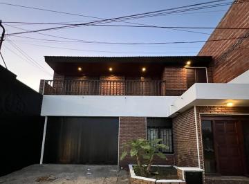 Casa · 160m² · 7 Ambientes · Casa en Lujan