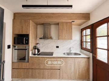 Casa · 109m² · 7 Ambientes · 1 Cochera · Casa 3 Dorm. en Argüello - Cochera, Asador y Patio - Apta Crédito