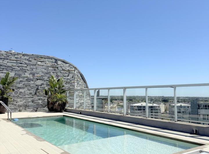 Departamento · 200m² · 6 Ambientes · 4 Cocheras