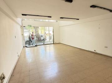 Local comercial · 70m² · Excelente Local Comercial en El Centro de Cordoba.