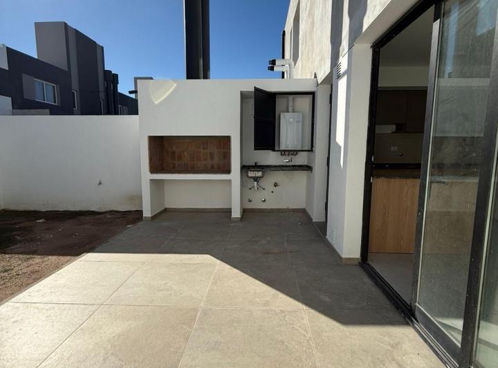 Departamento · 100m² · 4 Ambientes · 2 Cocheras