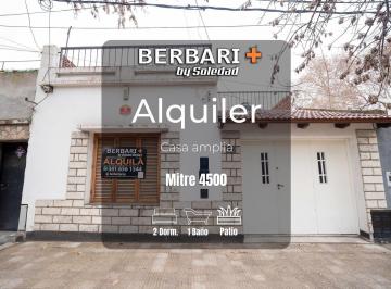 Casa · 4 Ambientes · 1 Cochera · Casa en Alquiler