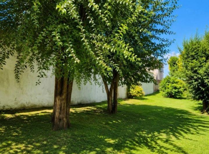 Terreno · 600m²