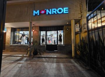 Local comercial · 80m² · 1 Dormitorio · Alquiler Oficina - Local Comercial