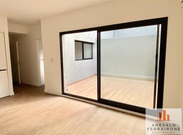 Living · Alquiler Increíble 2 Ambientes con Amplio Patio y Sol Urquiza
