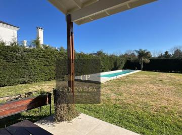 Casa · 174m² · 5 Ambientes · 4 Cocheras · Sg Casa Venta Apto Credito Barrio Los Jazmines Pilar