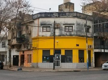 Local comercial · 229m² · 6 Ambientes · Esquina Comercial - Local - Apto Construcción