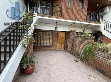 PH · 50m² · 3 Ambientes · 1 Cochera · PH 3 Amb. con Cochera y Patio en Alquiler - Ramos Mejia Sur
