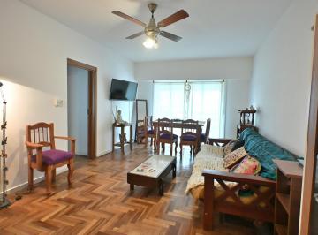 Departamento · 71m² · 4 Ambientes · Depto. de 3 Dorm. en Venta en La Plata