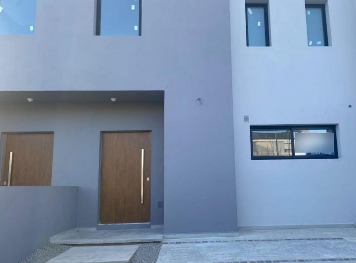 Casa · 114m² · 4 Ambientes · 1 Cochera