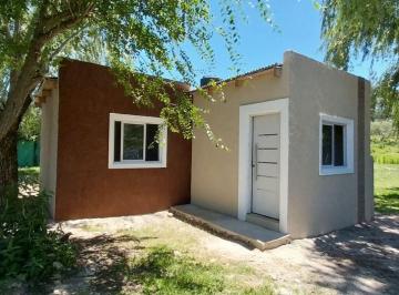 Casa · 40m² · 2 Ambientes · Venta Casa 1 Dormitorio a Estrenar en Tanti