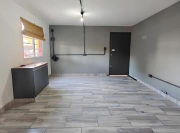 Departamento · 42m² · 2 Ambientes · PH de un Dormitorio en Alquiler en La Plata