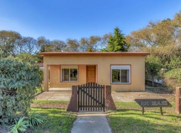 Casa · 125m² · 3 Ambientes · Casa de 2 Dorm. en Venta Piriápolis