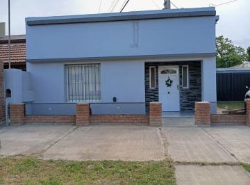 Casa · 110m² · 4 Ambientes · 1 Cochera · Casa en Venta 4 Ambientes con Garage en Balcarce