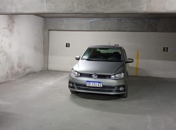 Garage · 8m² · Venta Cochera. Vera Mujica 630