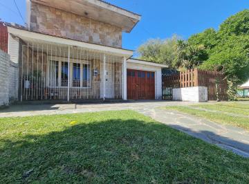 Casa · 164m² · 5 Ambientes · 1 Cochera · Venta Casa 5 Amb Parque Luro + Duplex Apta Credito
