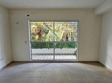 Departamento de 1 ambiente, Coghlan · Lindísimno Monoambiente con Balcón y Vista a Jardín