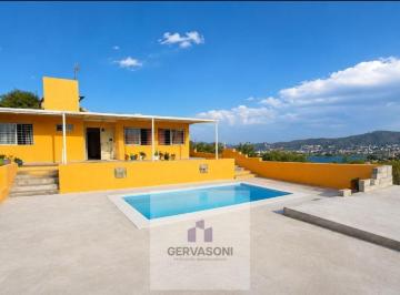 Casa · 150m² · 3 Ambientes · 1 Cochera · Casa en Villa del Lago