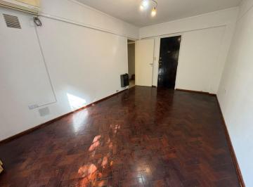 Departamento · 55m² · 4 Ambientes · Alquiler - Departamento de 2 Dorm. - Presidente Roca 1440