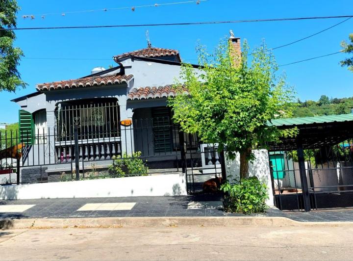 Casa · 900m² · 4 Ambientes