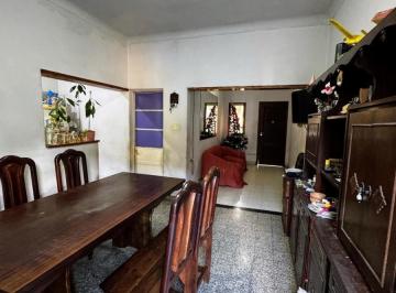 Casa · 80m² · 3 Ambientes · 1 Cochera · Casa en Venta - 2 Dorm. 1 Baño - Saladillo