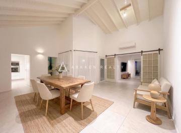 Casa · 163m² · 3 Ambientes · 3 Cocheras · Casa en Alquiler en Beccar San Isidro