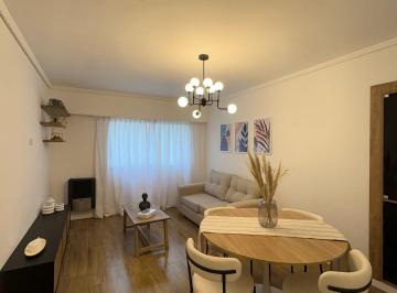 Departamento · 50m² · 2 Dormitorios · Venta Departamento 3 Ambientes Contrafrente Reciclado