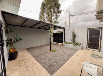 Casa · 67m² · 3 Ambientes · 1 Cochera · Casa en Pje. Andrada 1.854