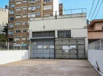 Depósito · 449m² · Alquiler Depósito en La Blanqueada Sobre Av