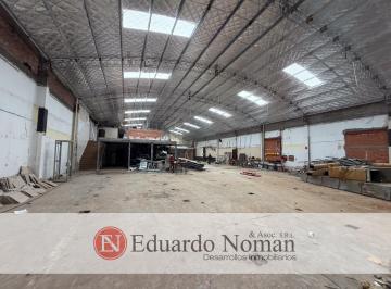 Local comercial · 1332m² · Importante Local Comercial Sobre Peatonal Alberdi - 20 m de Frente Sobre Peatonal