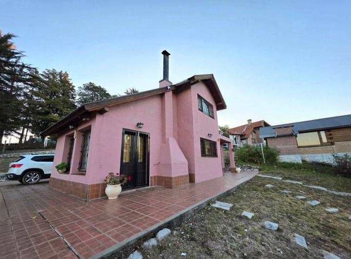 Casa · 160m² · 7 Ambientes · 1 Cochera