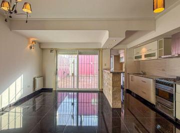 PH · 170m² · 4 Ambientes · Alquiler PH 4 Amb Barrio San Carlos a Estrenar