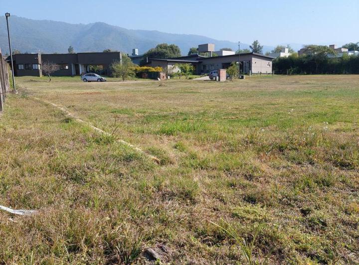 Terreno · 1467m²