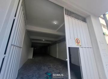 Bodega-Galpón · 300m² · Galpon Comercial en Alquiler