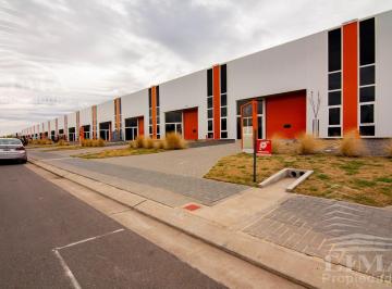 Bodega-Galpón · 500m² · 1 Ambiente · Galpón en Funes
