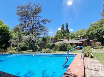 Casa · 170m² · 6 Ambientes · 1 Cochera · Retasada Oportunidad! Casa en Venta en Barrio Cerrado "Parque Peró". del Viso, José C. Paz.