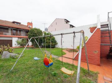 Casa · 263m² · 6 Ambientes · 2 Cocheras · Venta de Casa en Munro 6 Ambientes
